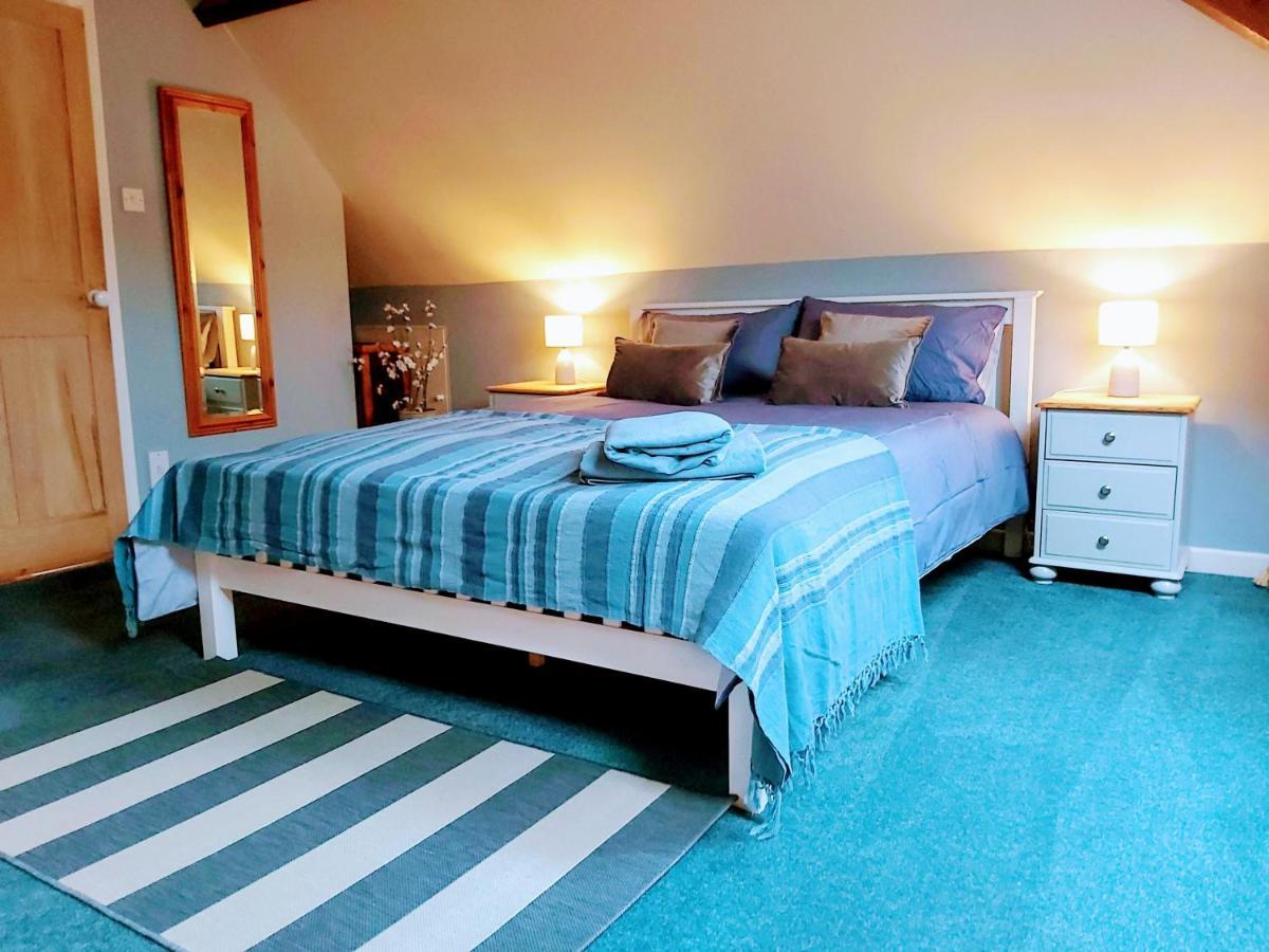 The Nautical Nest In The Heart Of Dartmouth Villa Exterior photo